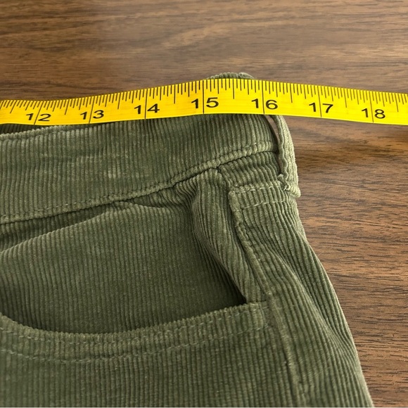 💕 AE high rise jegging Green Corduroy Pants 12 - Picture 8 of 11